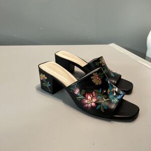 Alepel Hand Painted Birds & Flowers multicolor Slip Ons size 8